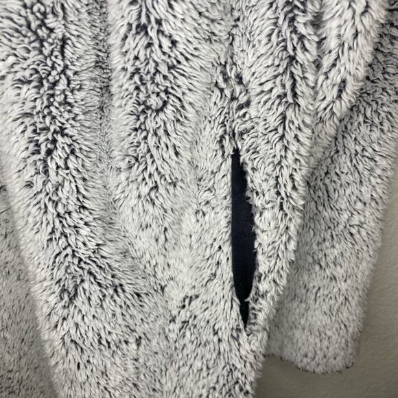 VS Pink Gray Sherpa Long Sleeve Hooded Open Front Women’s Cardigan - Picture 5 of 5